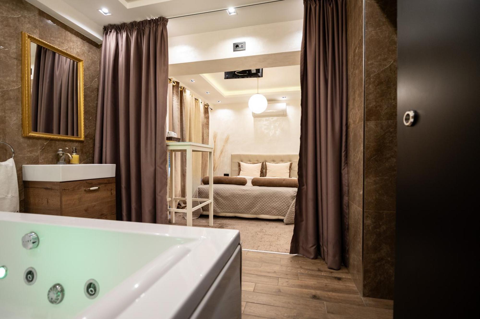 Central Business Apartments Jacuzzi Belgrado Exterior foto