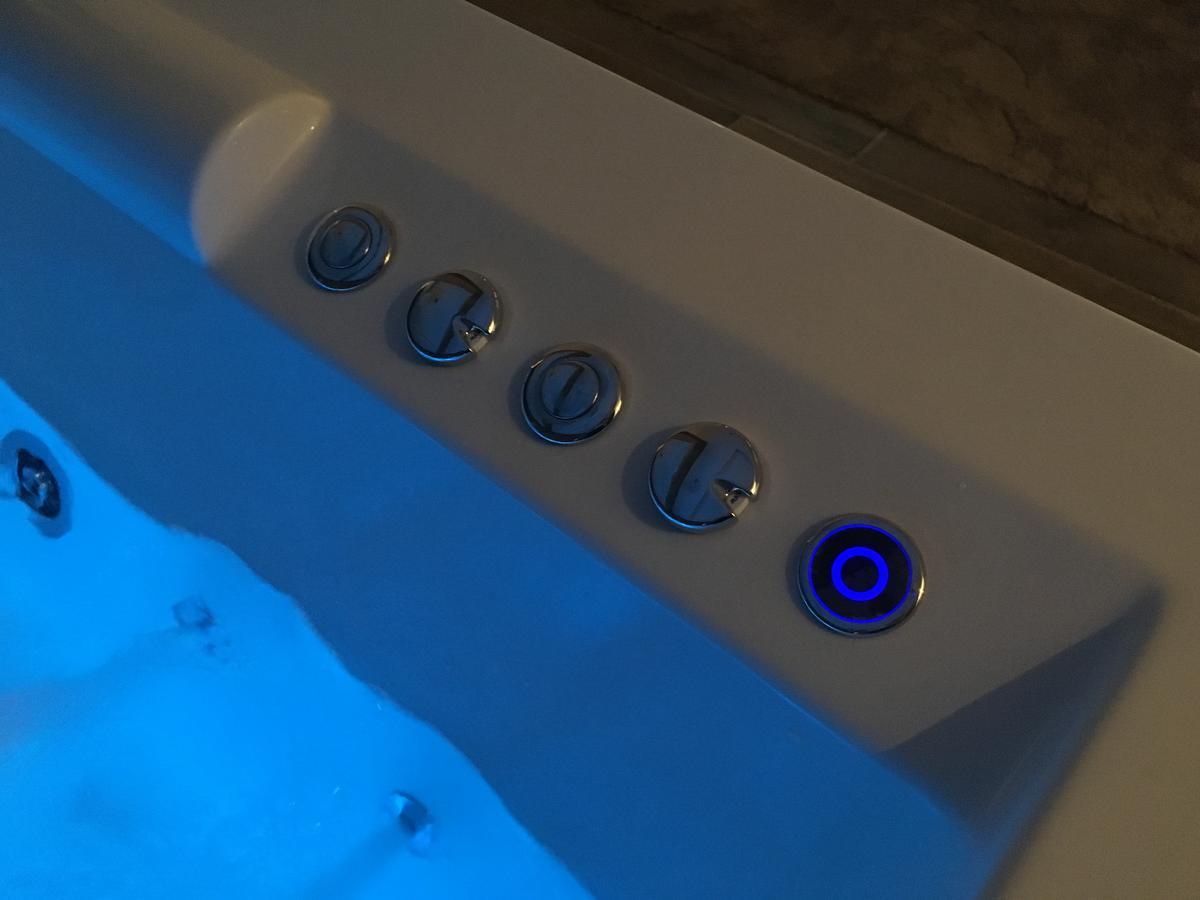 Central Business Apartments Jacuzzi Belgrado Exterior foto