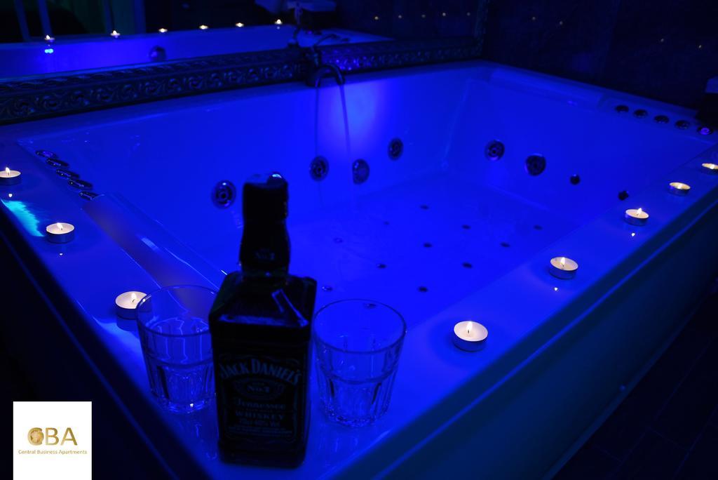Central Business Apartments Jacuzzi Belgrado Quarto foto